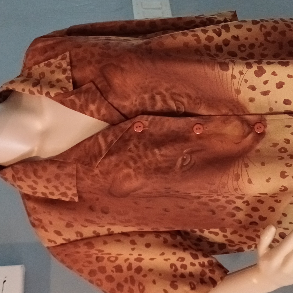 Mirror image vintage Leopard Blouse 1X